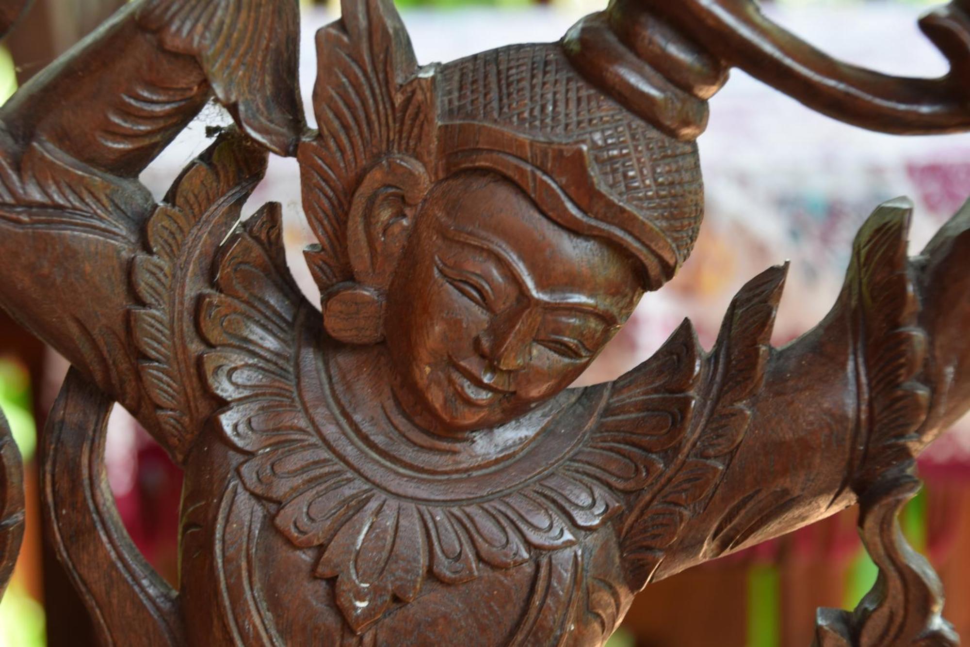 Golden Teak Home Resort Saraphi Chambre photo